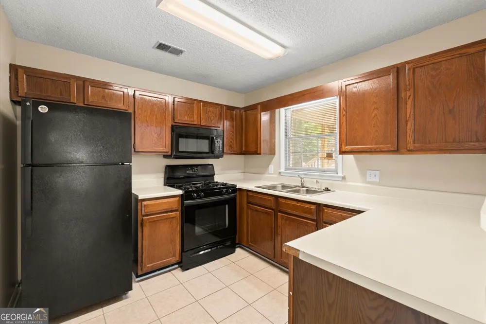 2517 Vineyard WAY SE Smyrna, GA 30082