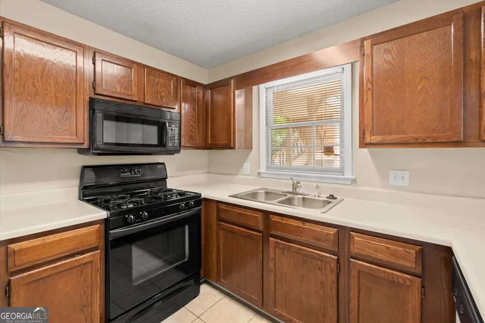 2517 Vineyard WAY SE Smyrna, GA 30082