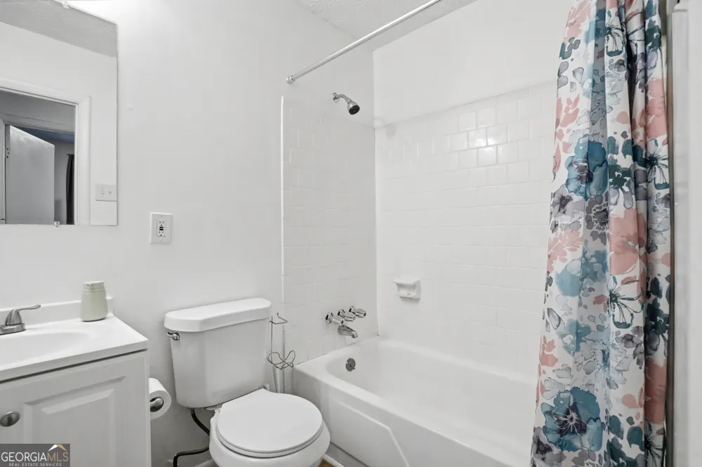 405 King Arthur CT Jonesboro, GA 30236