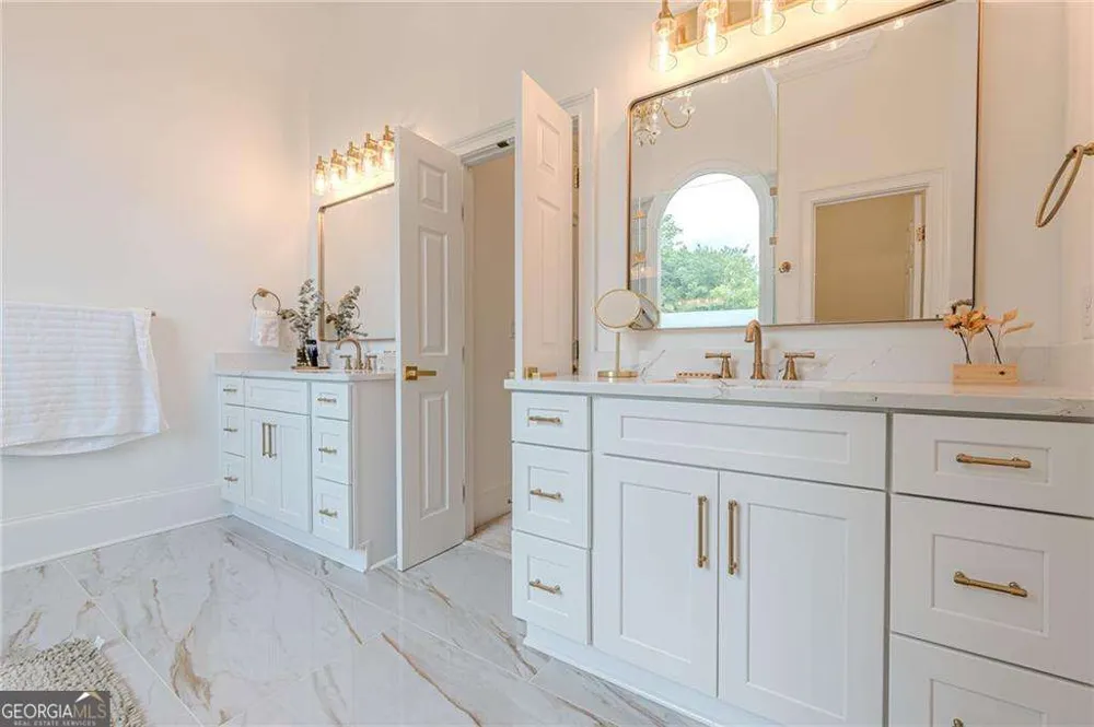 745 Combee WAY Roswell, GA 30076