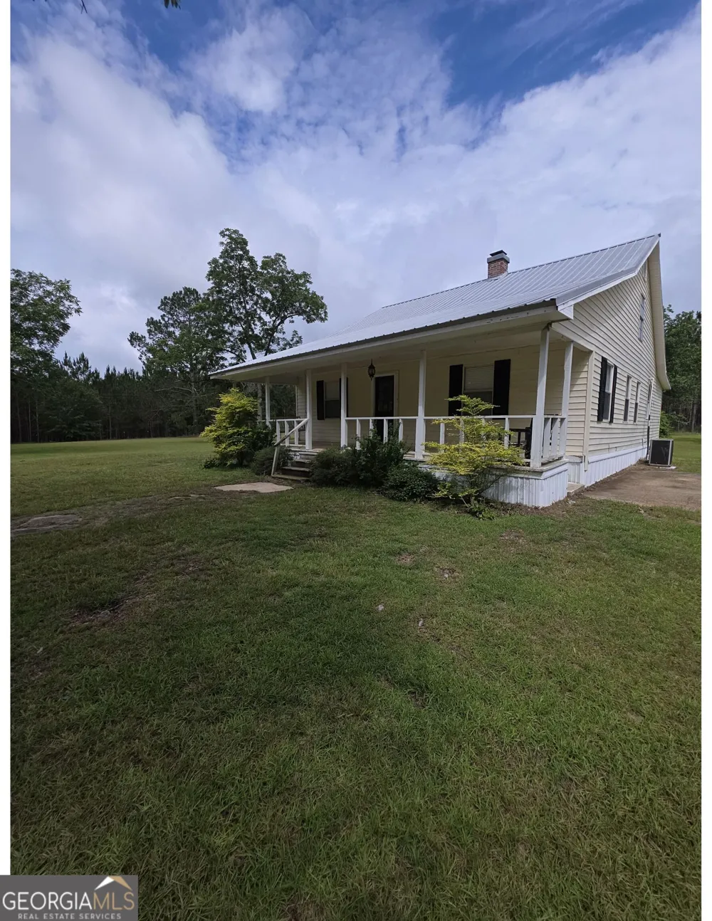 234 Robin RD Alma, GA 31510
