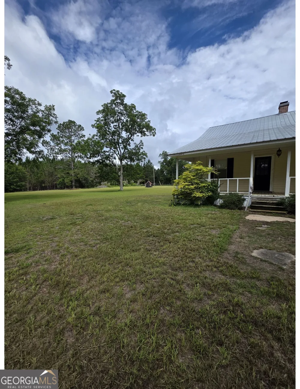 234 Robin RD Alma, GA 31510