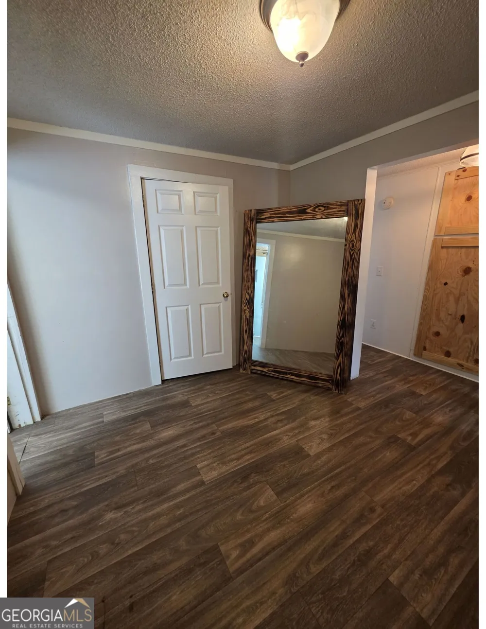 234 Robin RD Alma, GA 31510