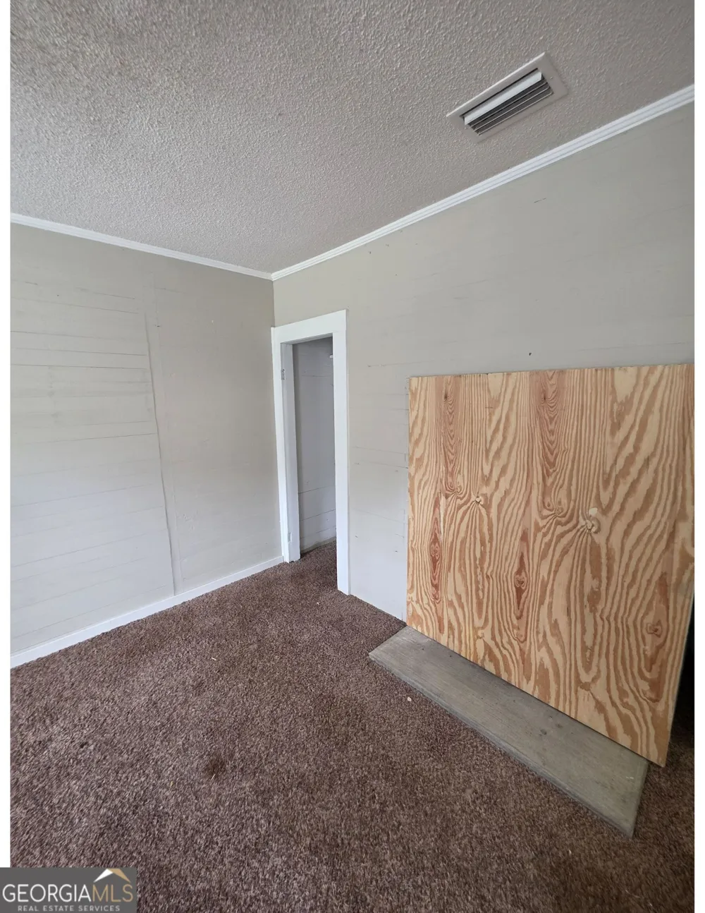 234 Robin RD Alma, GA 31510