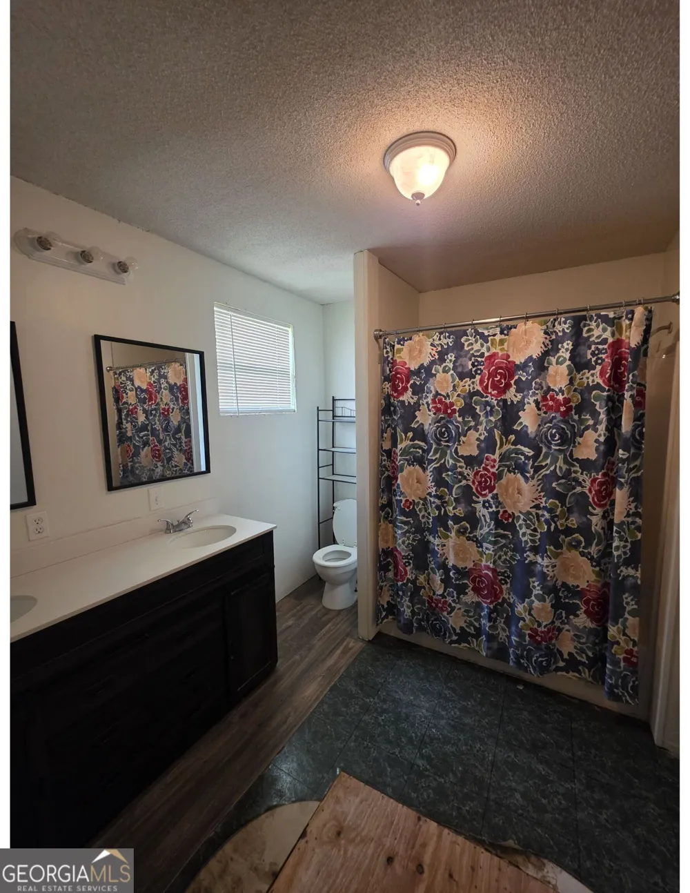 234 Robin RD Alma, GA 31510