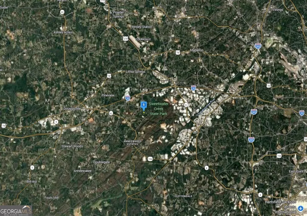 2256 Chestnut Log DR Lithia Springs, GA 30122