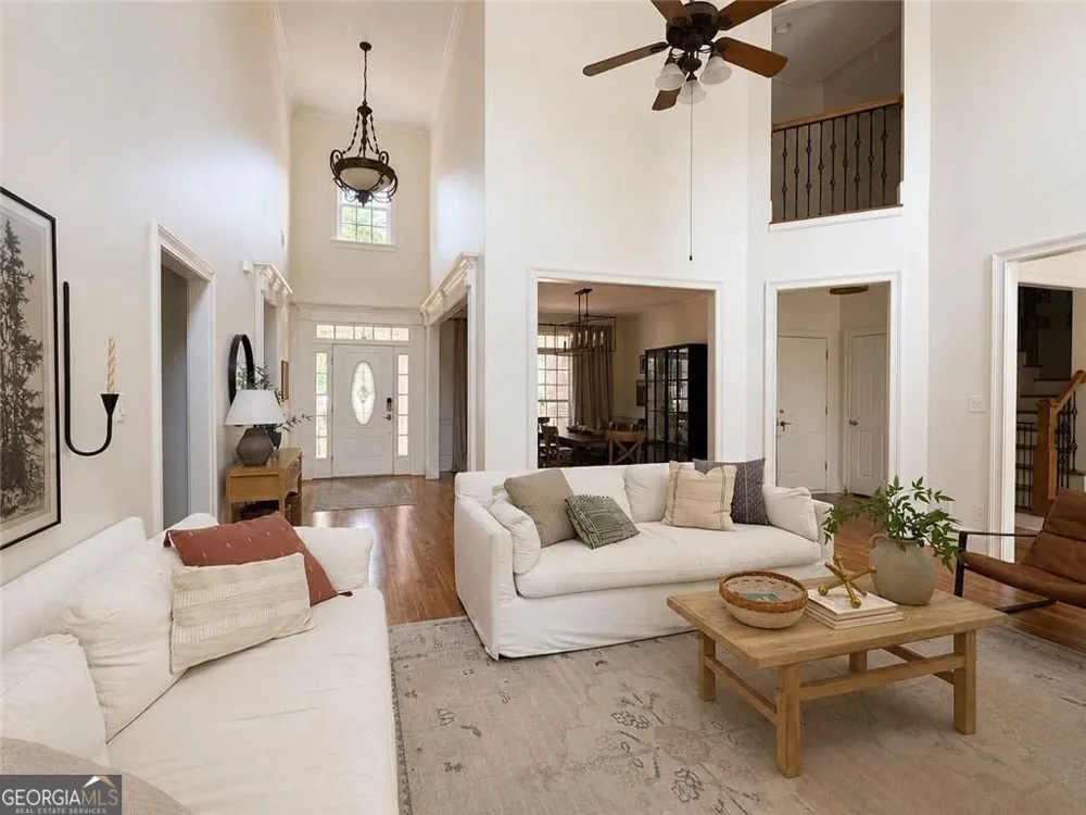 105 Chase LN Forsyth, GA 31029