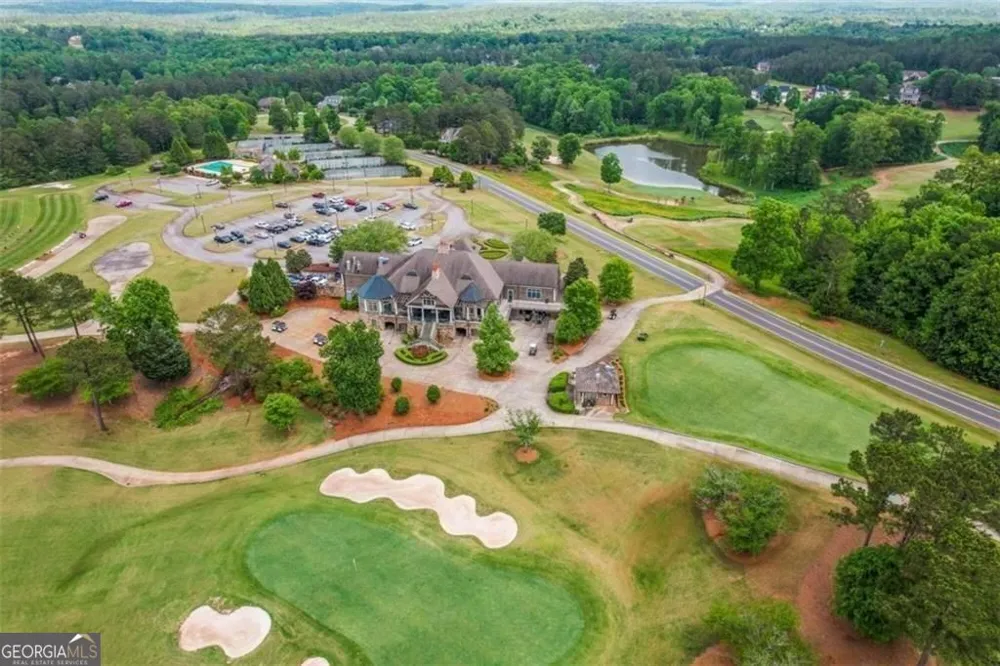 105 Chase LN Forsyth, GA 31029