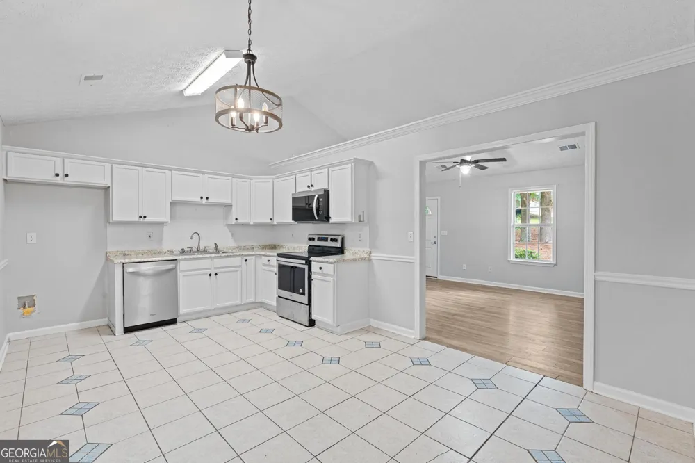 169 Meadow View DR Jackson, GA 30233