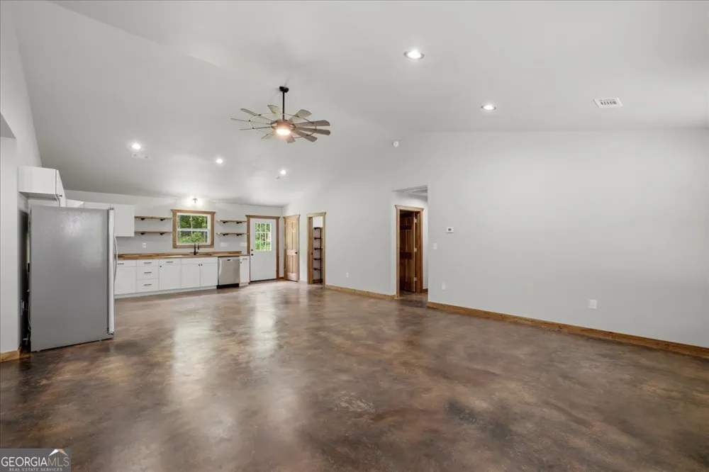 65 Bay CT Ellijay, GA 30540