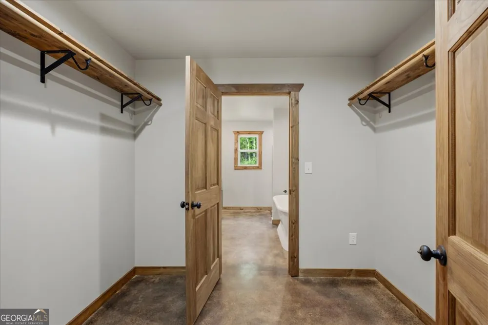 65 Bay CT Ellijay, GA 30540