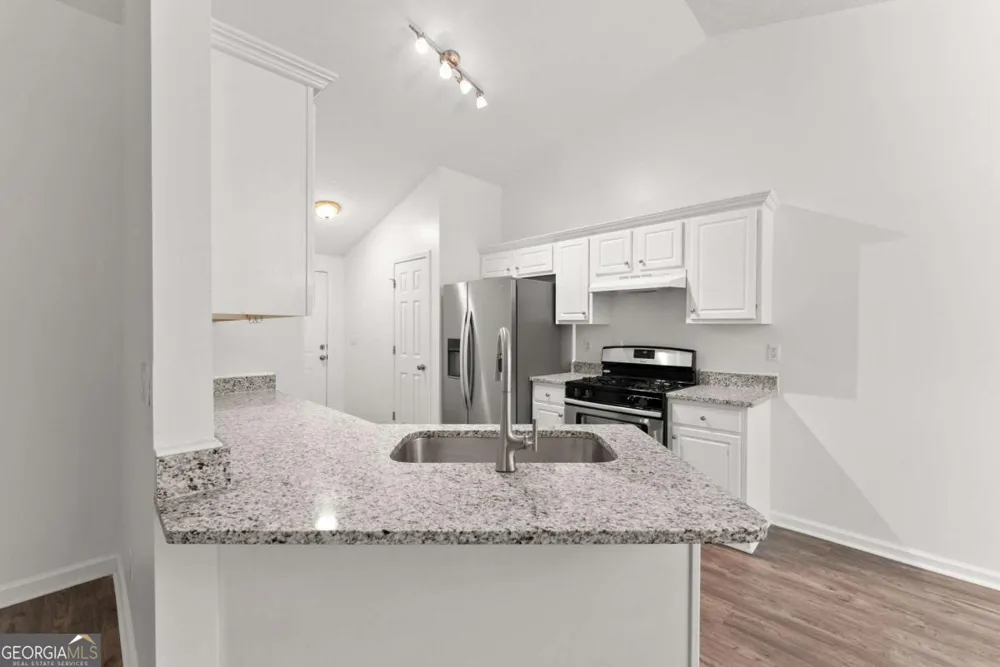 6000 Devonshire DR Flowery Branch, GA 30542