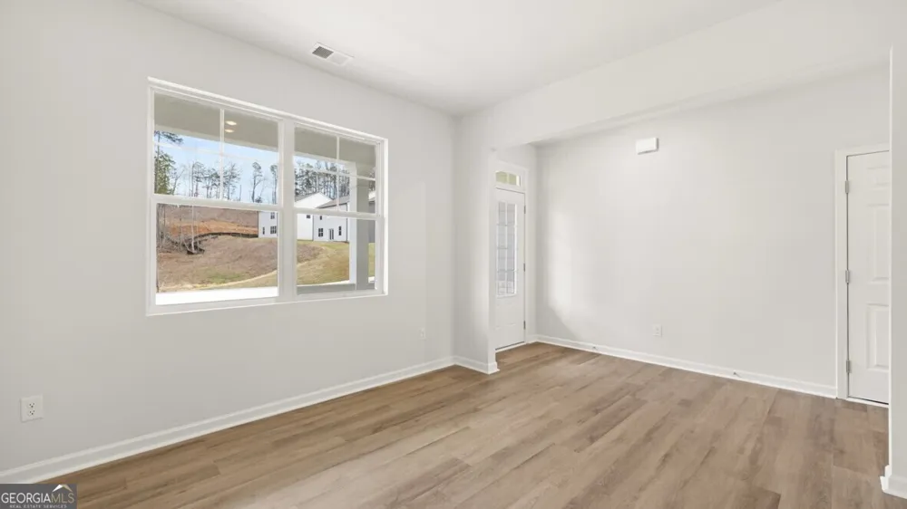 6073 Airedale DR Union City, GA 30291