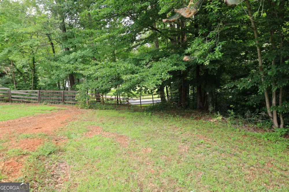 0 Nicholson RD Cumming, GA 30028