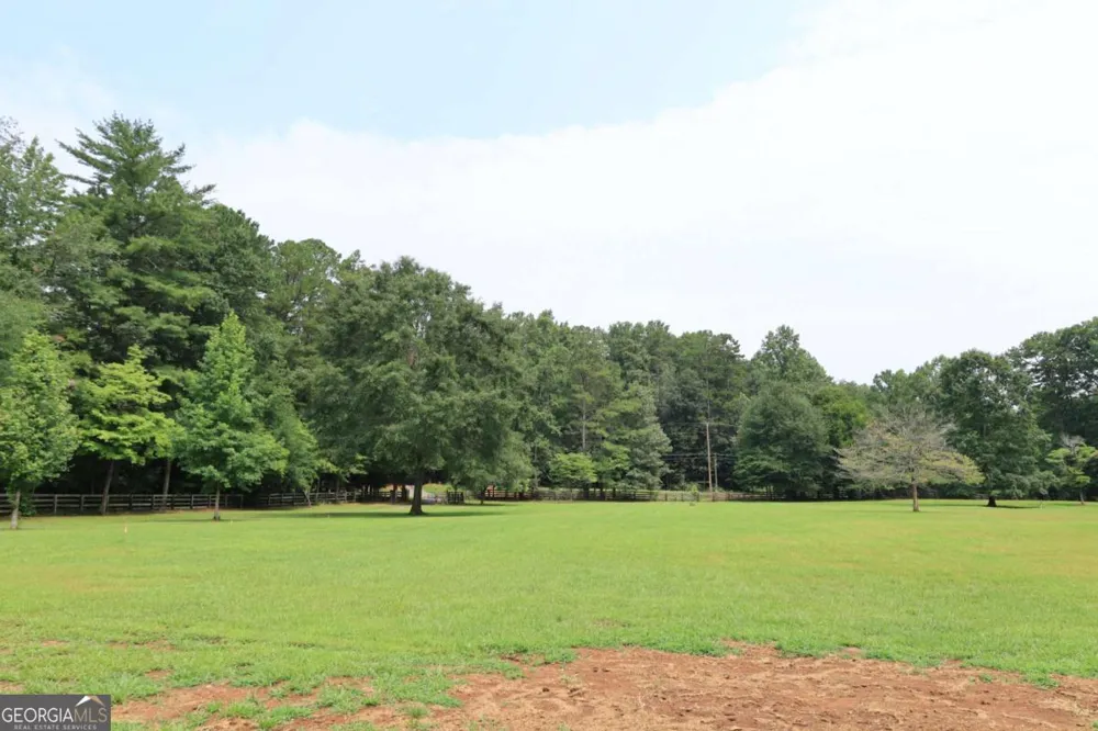 0 Nicholson RD Cumming, GA 30028