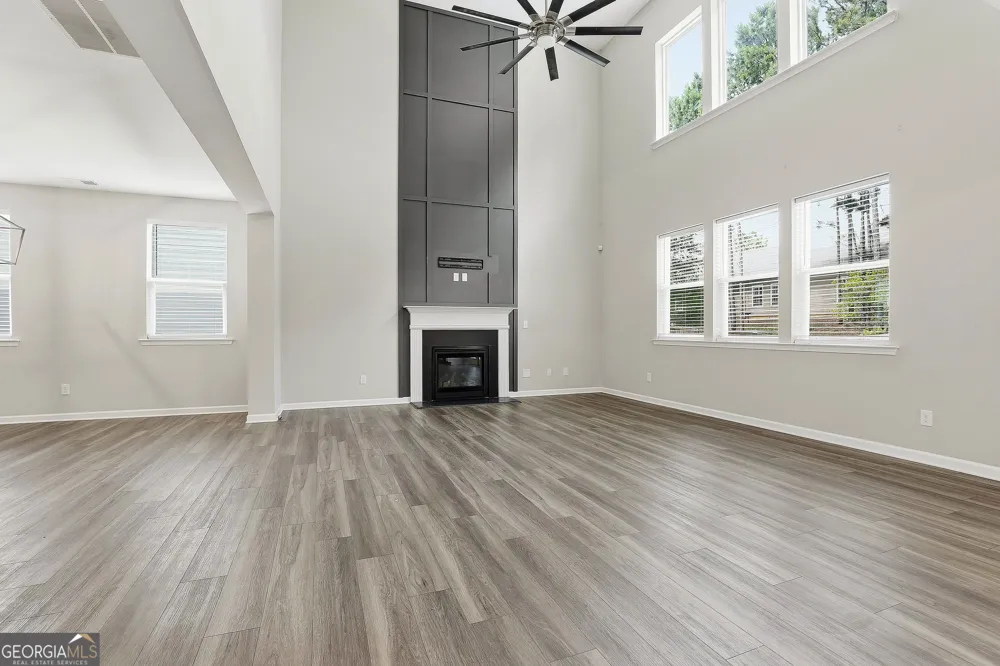 30 Braemore LN Newnan, GA 30263