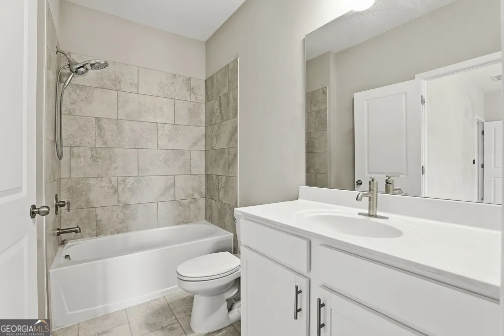 30 Braemore LN Newnan, GA 30263
