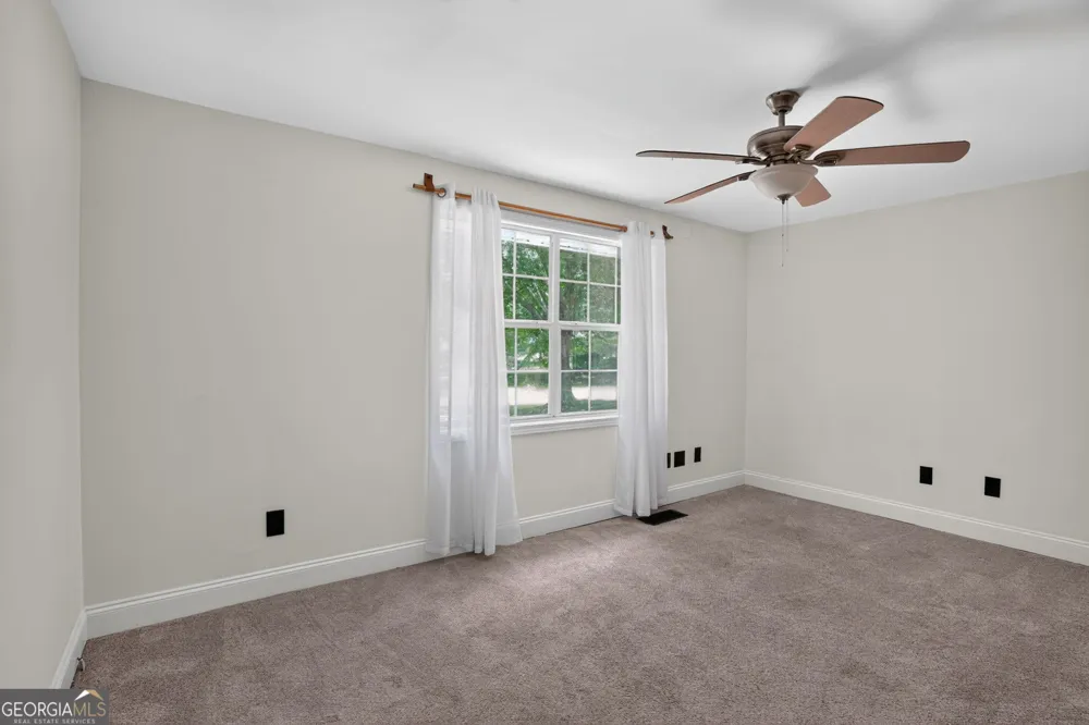8641 Bowden ST Douglasville, GA 30134
