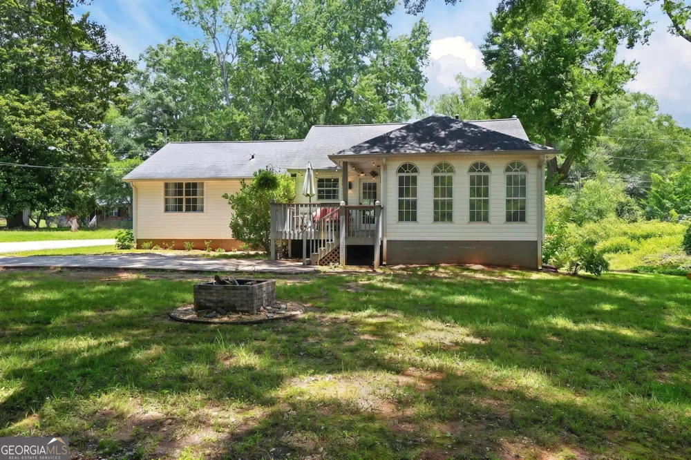8641 Bowden ST Douglasville, GA 30134