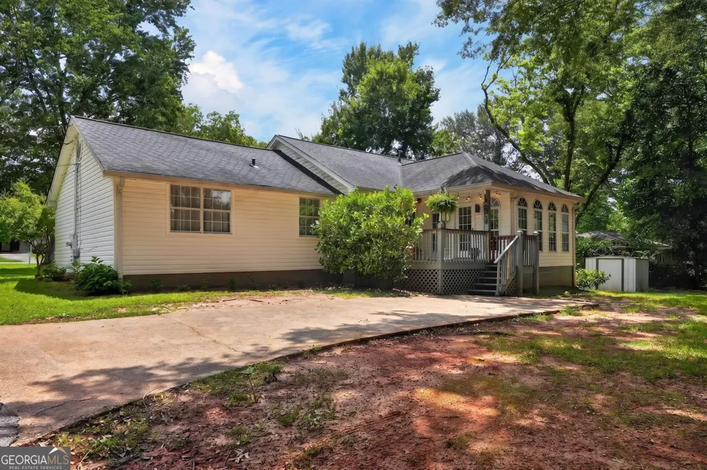 8641 Bowden ST Douglasville, GA 30134