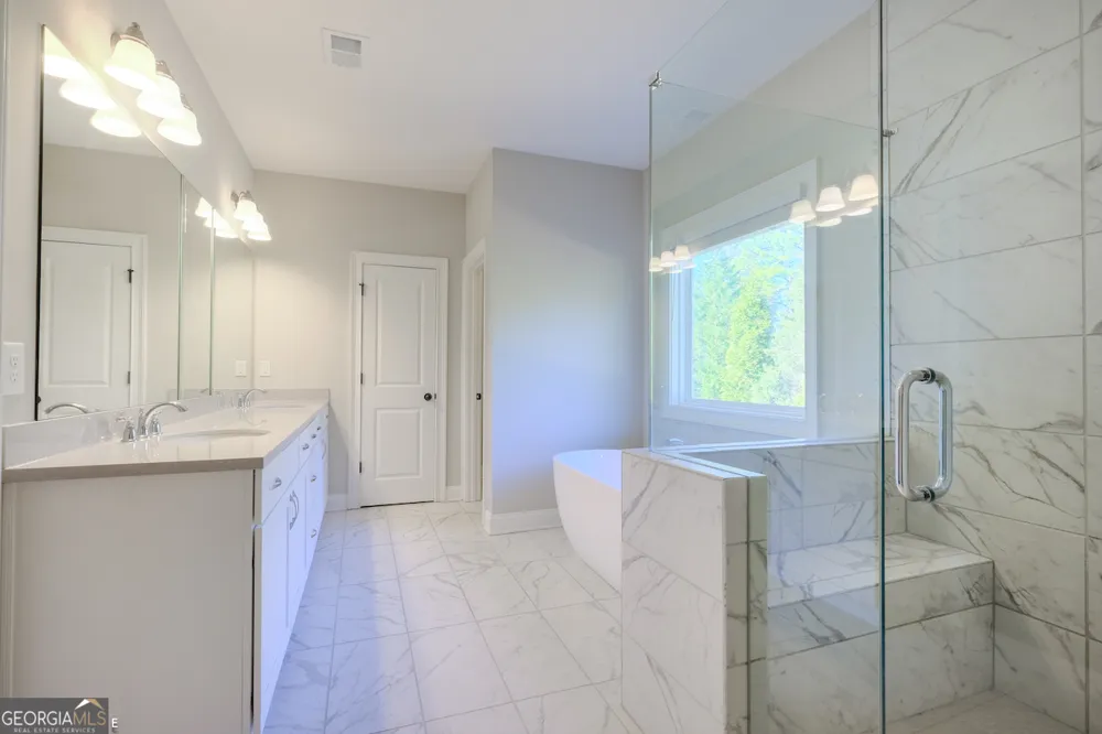 5048 Dinant DR Johns Creek, GA 30022