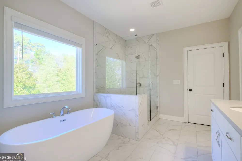 5048 Dinant DR Johns Creek, GA 30022
