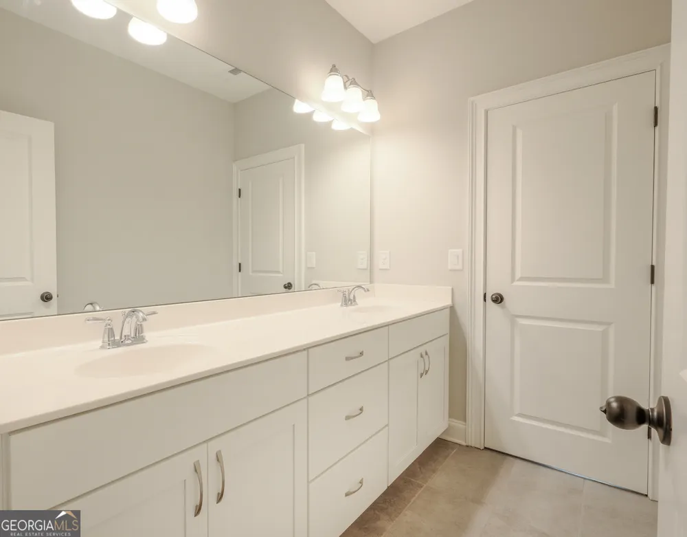 5048 Dinant DR Johns Creek, GA 30022