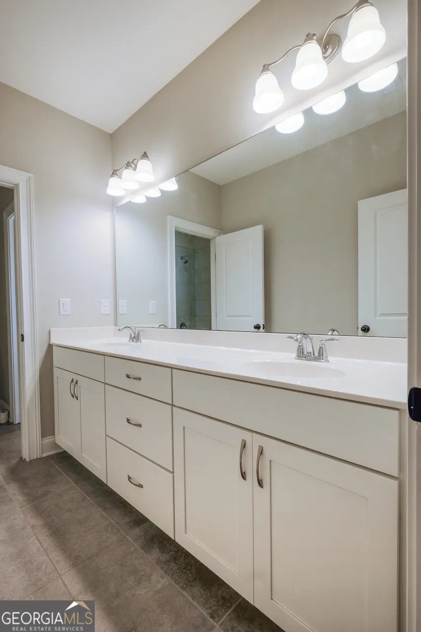 5048 Dinant DR Johns Creek, GA 30022