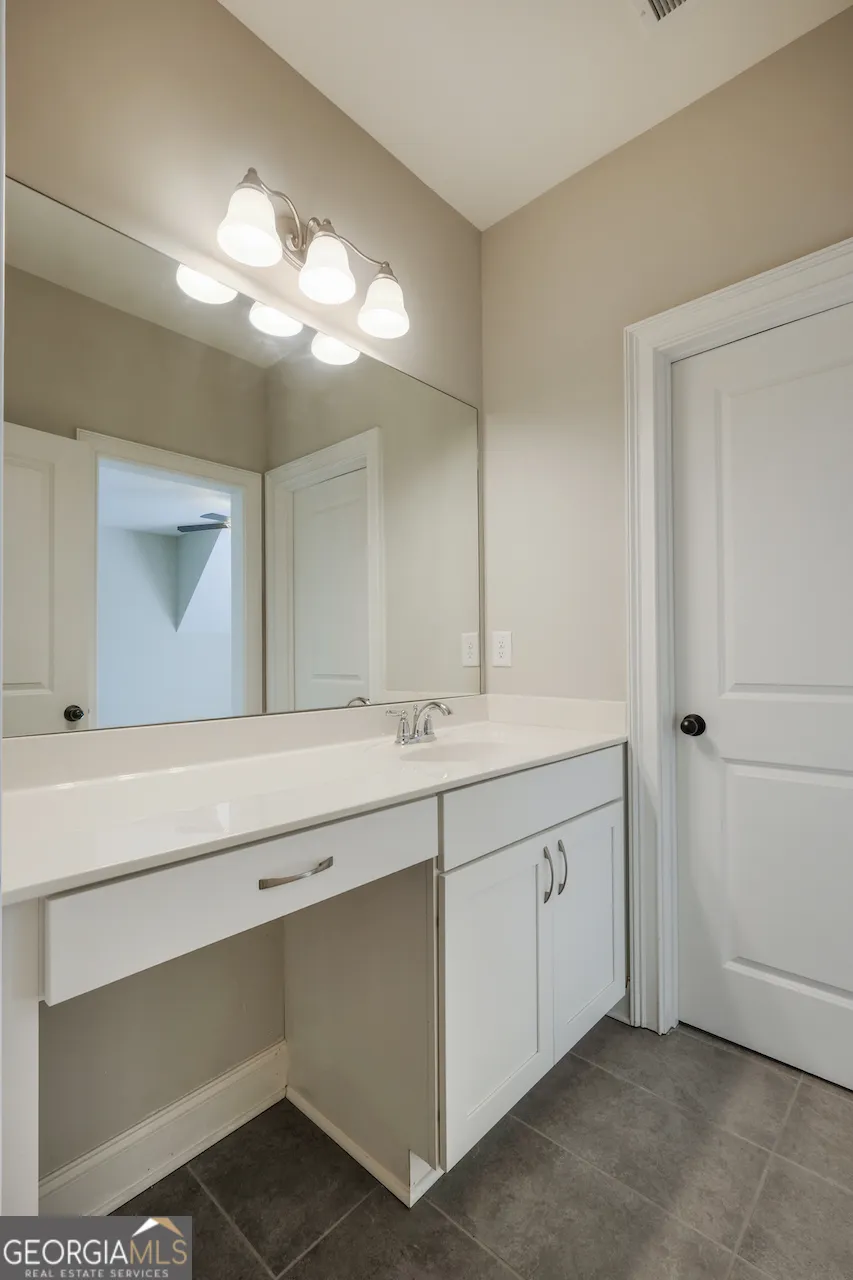 5048 Dinant DR Johns Creek, GA 30022