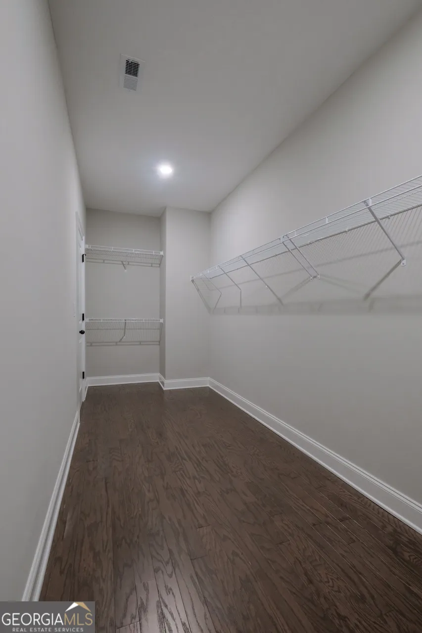 5048 Dinant DR Johns Creek, GA 30022