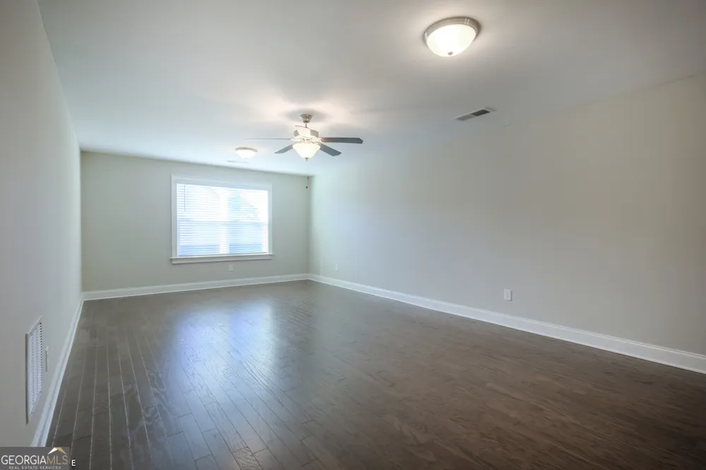 5048 Dinant DR Johns Creek, GA 30022