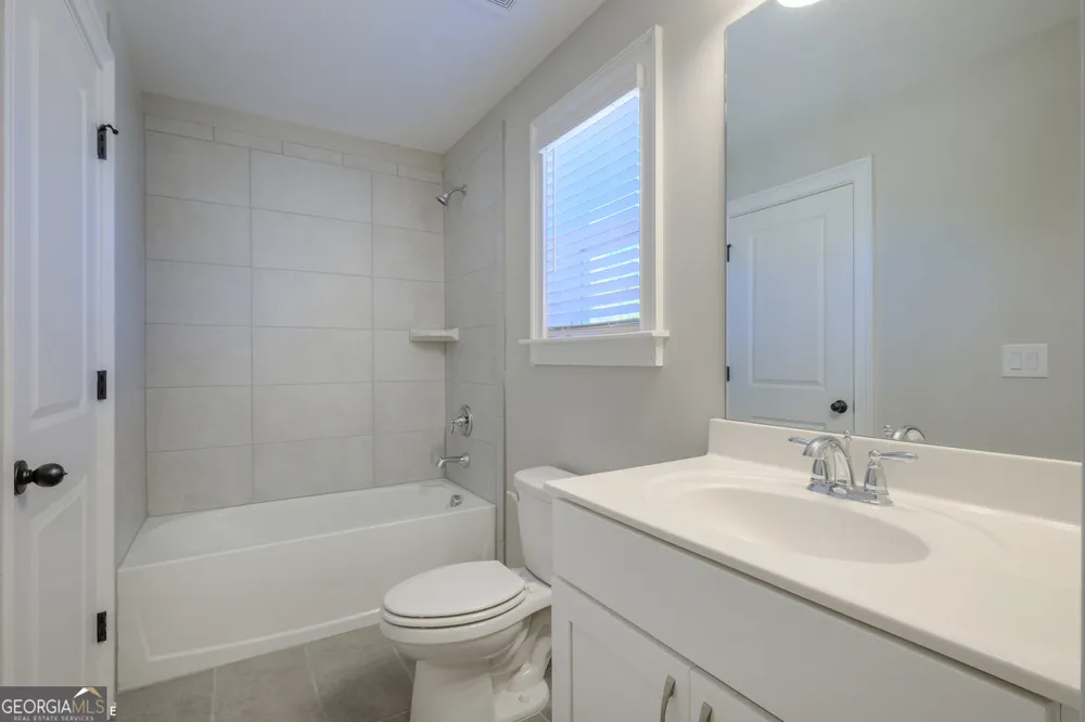 5048 Dinant DR Johns Creek, GA 30022