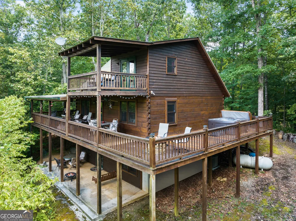 220 Lakota LN Mineral Bluff, GA 30559