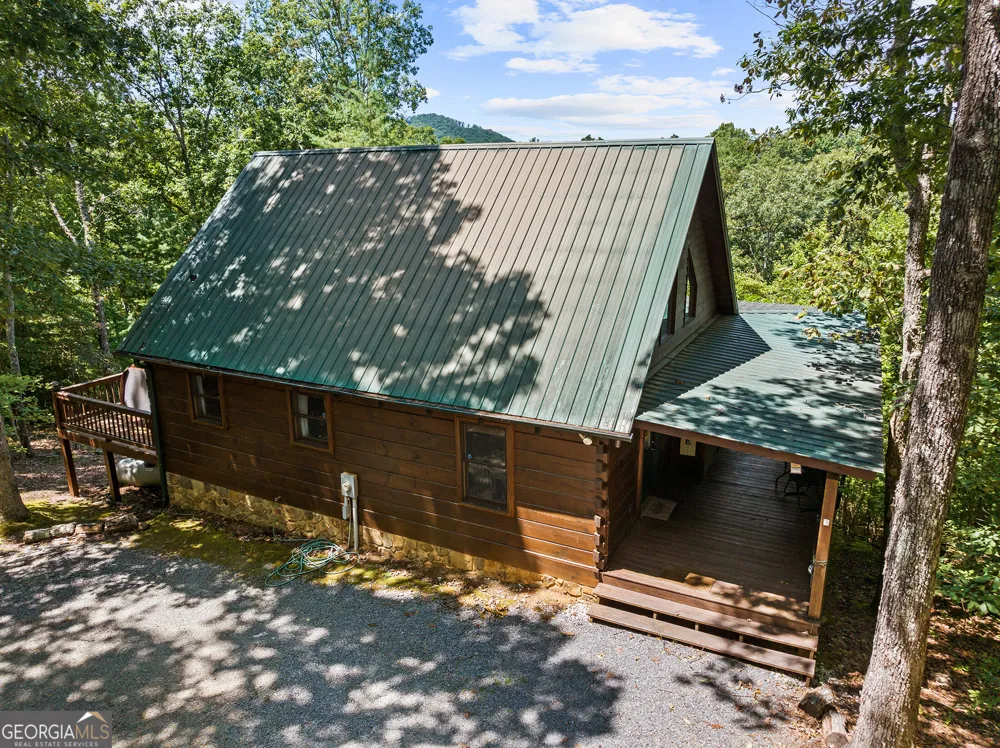 220 Lakota LN Mineral Bluff, GA 30559