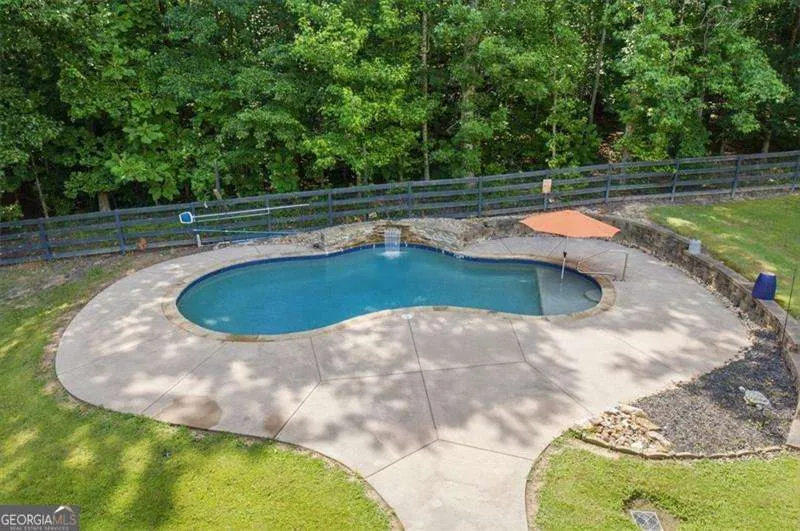100 Copper Hills DR Canton, GA 30114