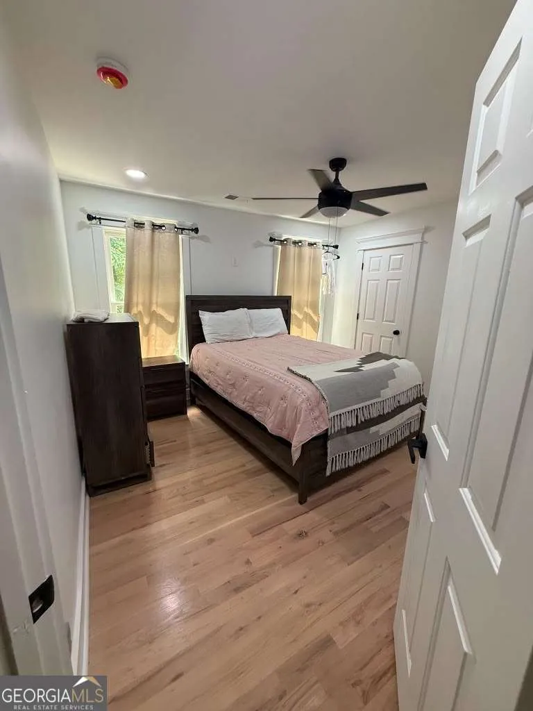 35 Parkview Trace PASS SW Lilburn, GA 30047
