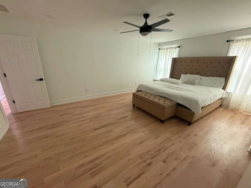 35 Parkview Trace PASS SW Lilburn, GA 30047