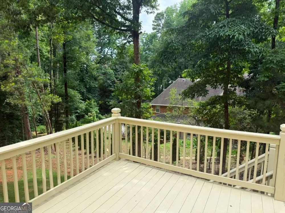 35 Parkview Trace PASS SW Lilburn, GA 30047