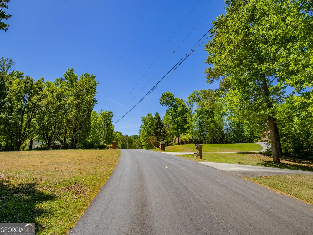 1.01 ACRE Oak DR Toccoa, GA 30577