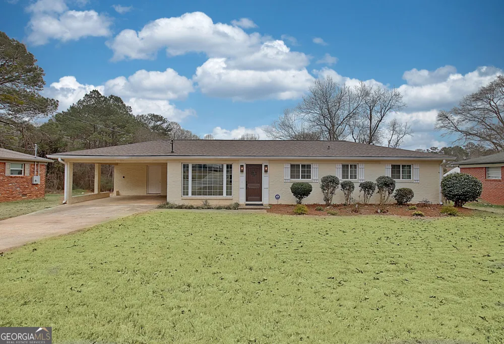 183 Pine ST NE Fairburn, GA 30213