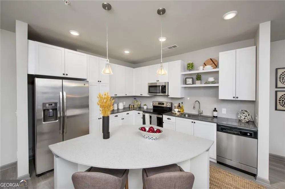 6919 Peachtree Dunwo RD Sandy Springs, GA 30328