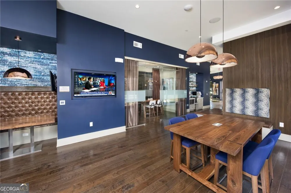 6919 Peachtree Dunwo RD Sandy Springs, GA 30328