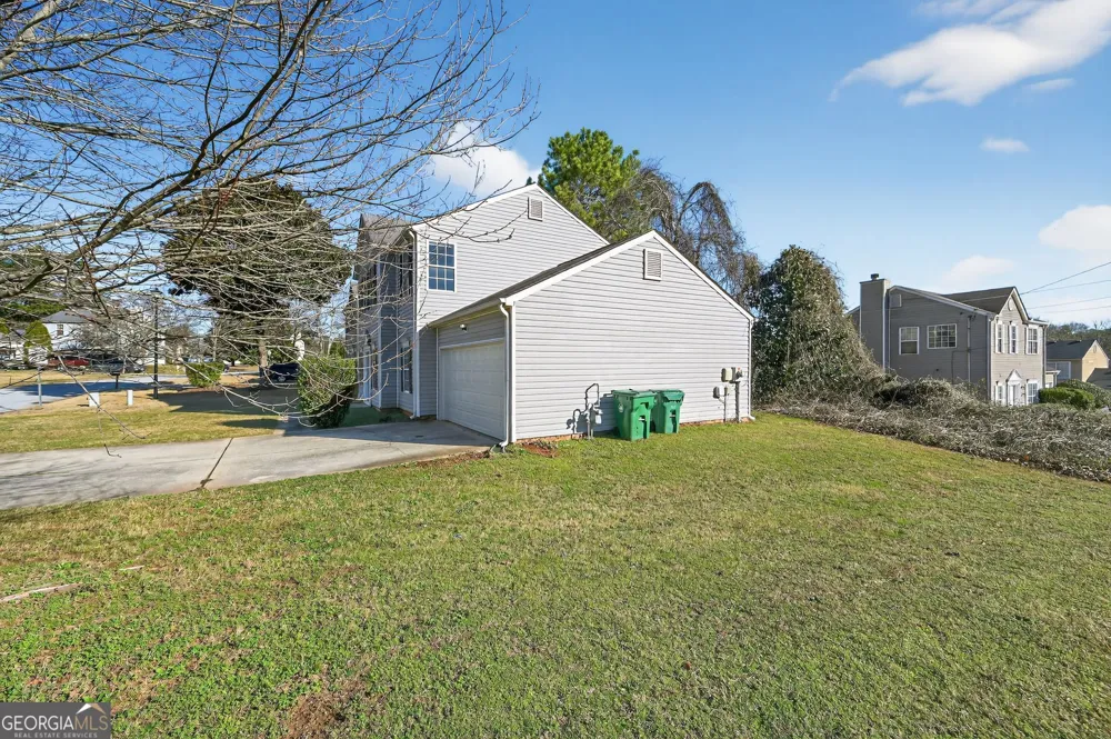 4292 Linecrest LN Ellenwood, GA 30294