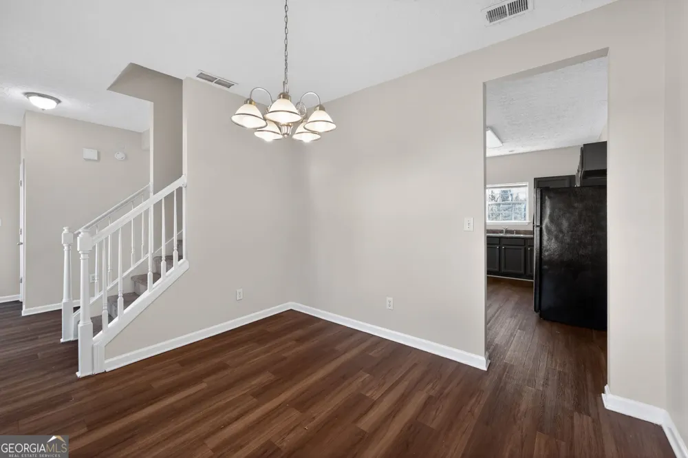 4292 Linecrest LN Ellenwood, GA 30294
