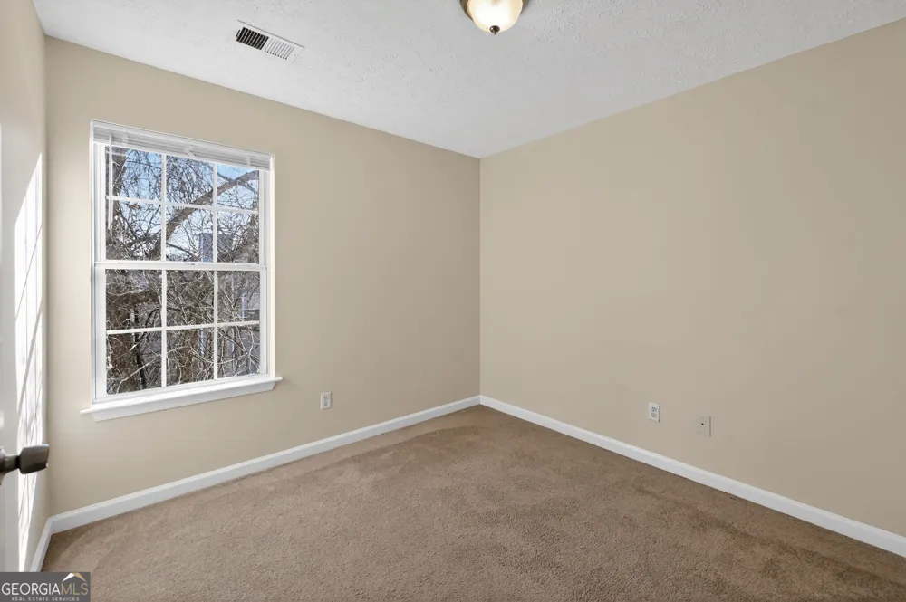 4292 Linecrest LN Ellenwood, GA 30294
