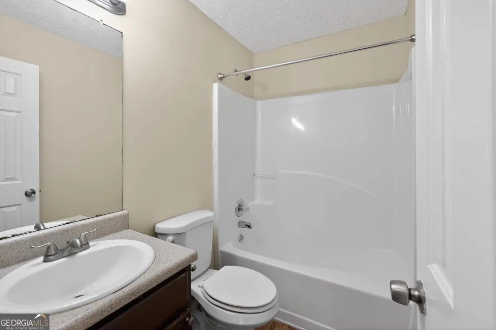 4292 Linecrest LN Ellenwood, GA 30294