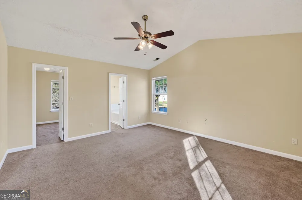 4292 Linecrest LN Ellenwood, GA 30294