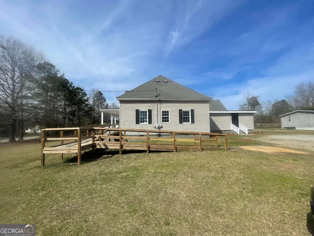 426 Salem RD Thomson, GA 30824