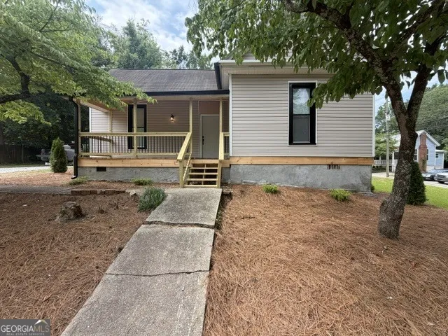 64 Wesley ST Newnan, GA 30263