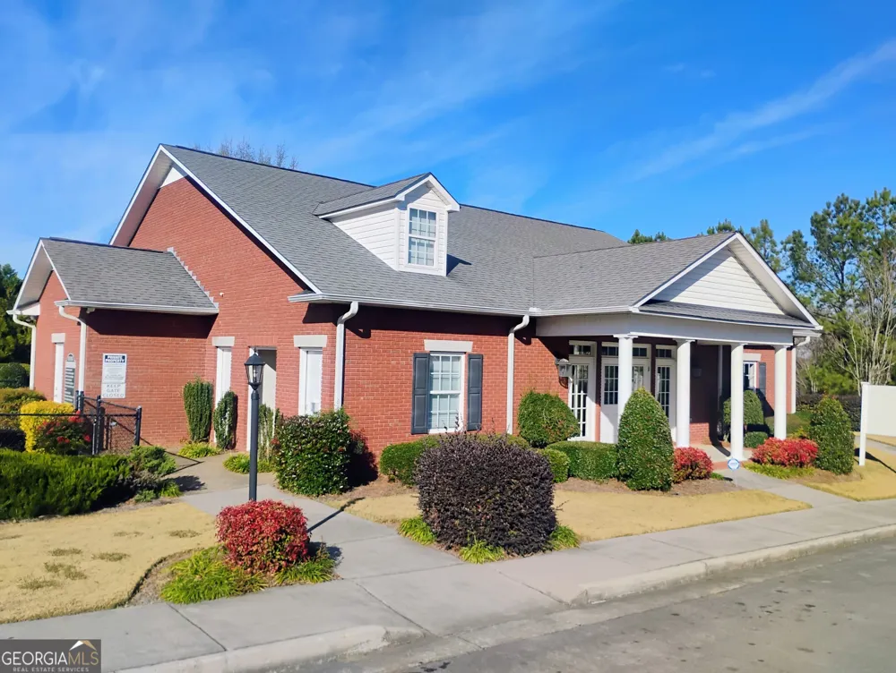 162 Millers LN Calhoun, GA 30701